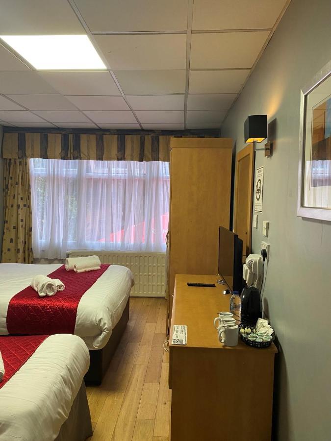 ניוקאסל Whites Hotel מראה חיצוני תמונה