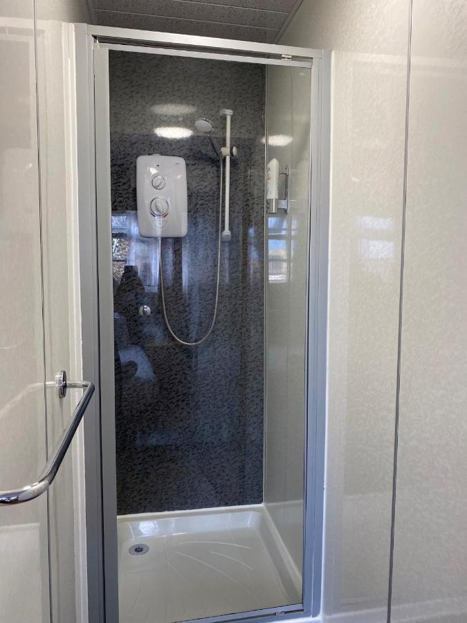 ניוקאסל Whites Hotel מראה חיצוני תמונה