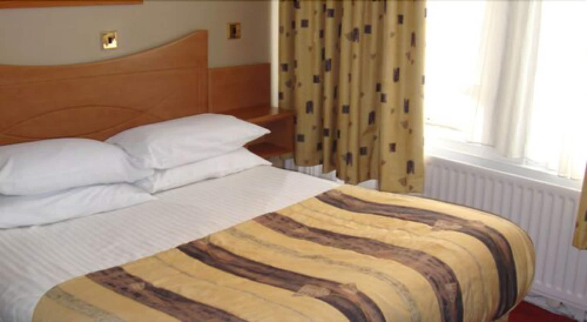 ניוקאסל Whites Hotel מראה חיצוני תמונה