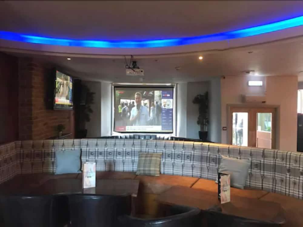 ניוקאסל Whites Hotel מראה חיצוני תמונה