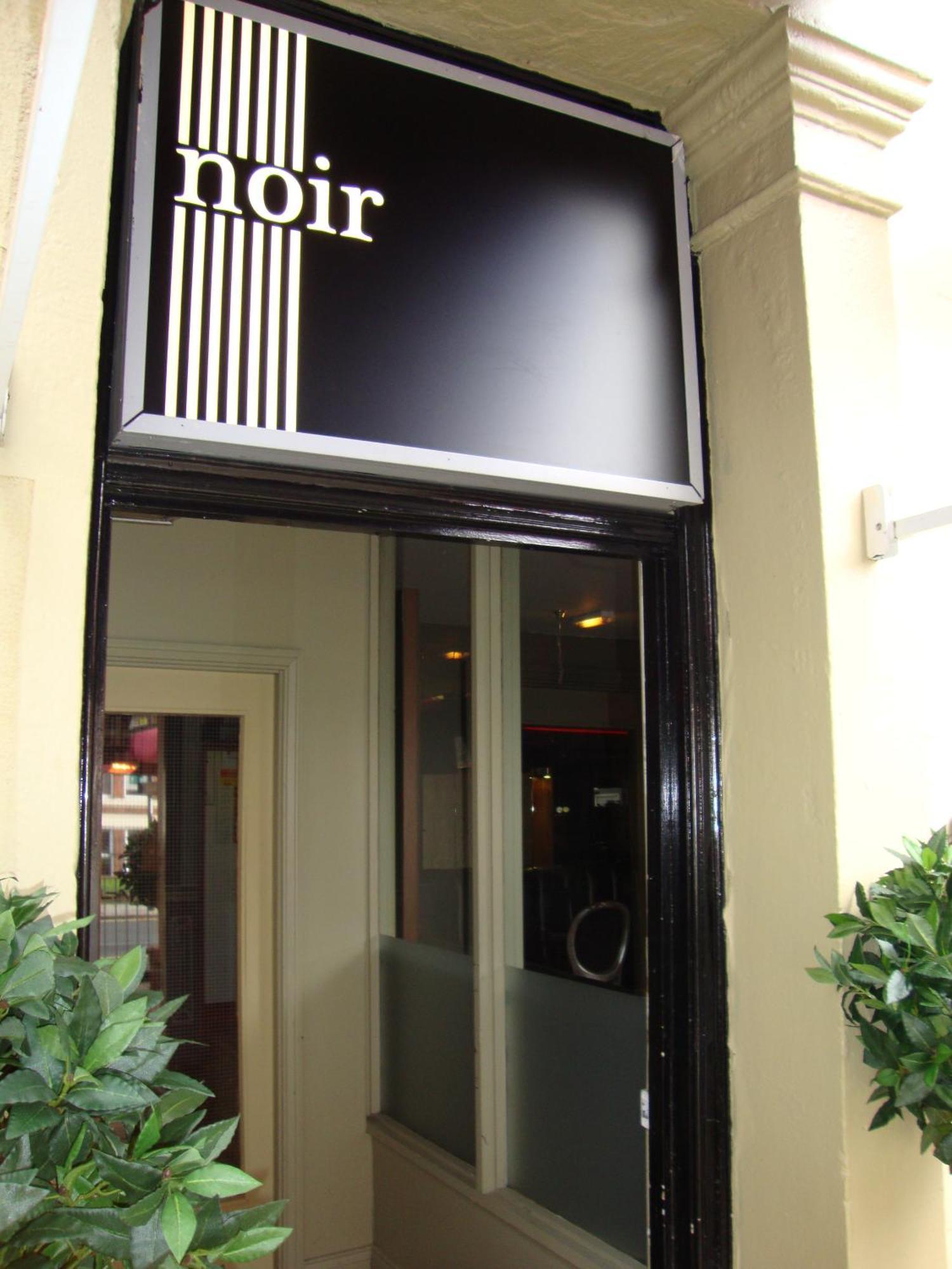ניוקאסל Whites Hotel מראה חיצוני תמונה