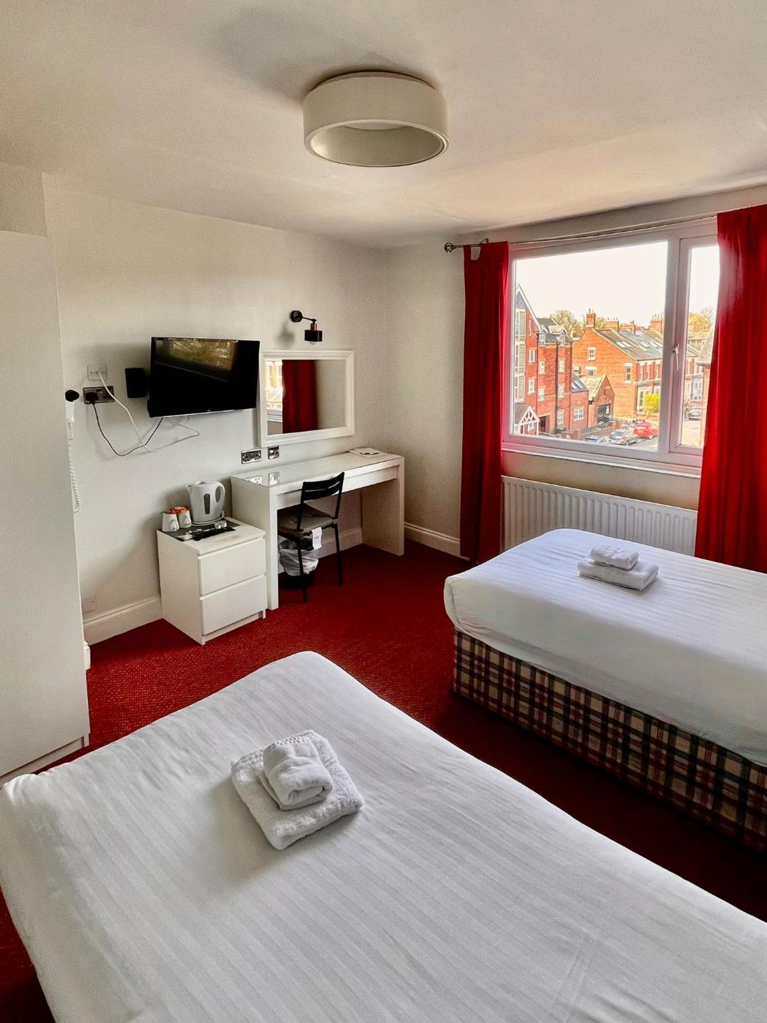 ניוקאסל Whites Hotel מראה חיצוני תמונה